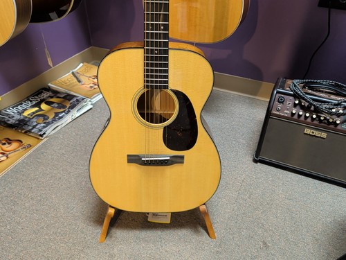 Martin standard series - martin, 00-18