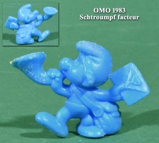 OMO 1983, figurine monochrome bleu Schtroumpf facteur, PVC 30 mm