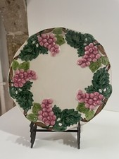 assiette Style barbotine Décors grappe de raisin Collection Deco Majolica