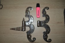 Paire d'anciennes pentures