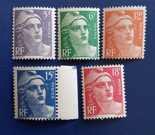 France 1951 883 - à, neuf