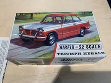 AIRFIX  32  TRIUMPH HERALD