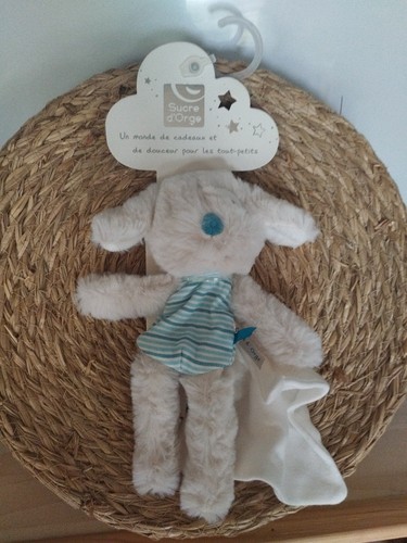 Doudou peluche chien blanc