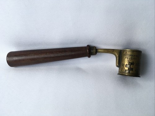 Ancien doseur poudre en - doseur, À