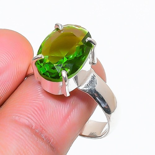 Bague pierre précieuse forme