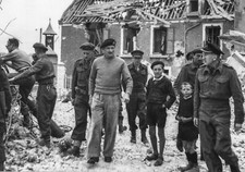 WW2 - Port-en-Bessin 10 juin 1944 - Montgomery en visite d'inspection