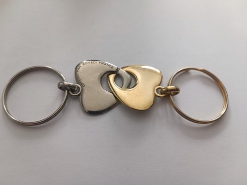 Rare porte clés - double, cœur