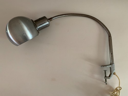 Lampe atelier fixer - lampe, a