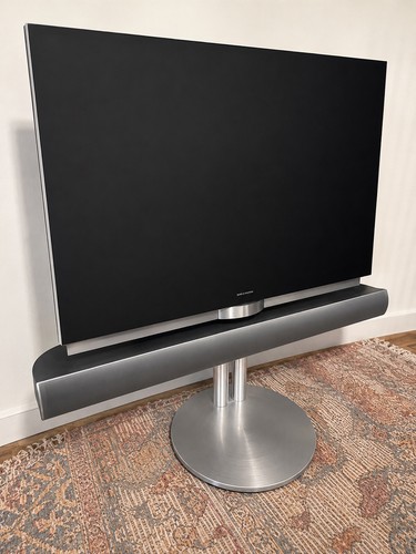 Beovision pied - 7.40,
