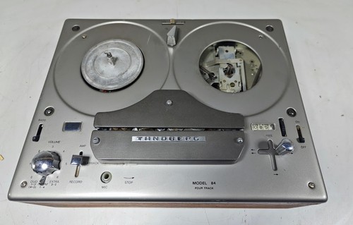 Tandberg modèle quatre - modèle,