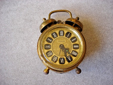 ancien petit réveil