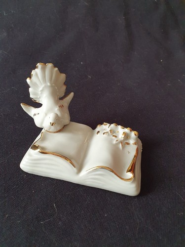 Oiseau colombe sur - sur, livre