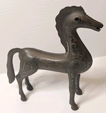 Cheval étrusque en régule