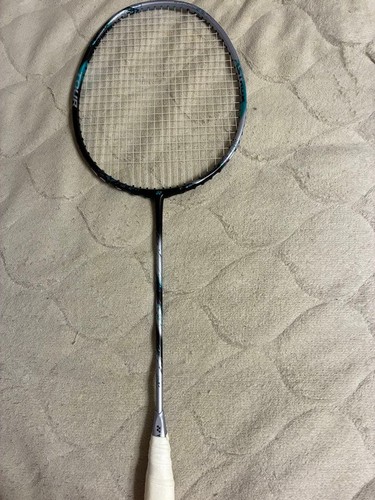 Raquette badminton yonex - badminton,