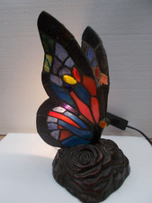 Lampe papillon style Tiffany en vitrail et résine  fonctionne – très décorative