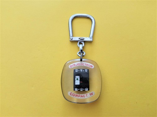 Ancien porte clés bourbon - porte,