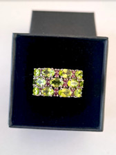 Bague bandeau péridot grenat rhodolite argent 925 / or blanc T 56