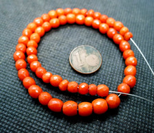 27cm Perles Corail Rouge