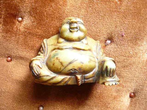 Bouddha assis pierre - assis,