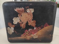 Une Ancienne Boîte Japonaise