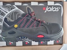 PAIRE  de chaussures