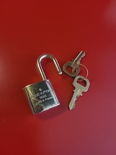 Authentique Cadenas Louis
