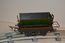 ANCIEN WAGON BENNE BASCULANTE     JEP    ECHELLE O    (a voir)