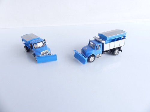 Divers 2 camions type - /,
