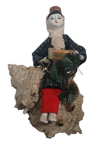 Vintage ama doll - ama(woman, diver)