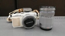 Olympus E-PL7 Mirrorless