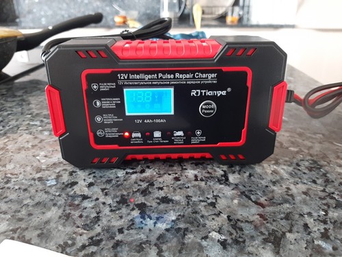 Chargeur batterie voiture - chargeur,
