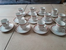 LOT DE 11 TASSES ET 12
