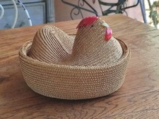 ANCIENNE BOÎTE POULE EN OSIER