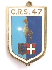 Insigne   De La CRS 47 fabricant Drago 