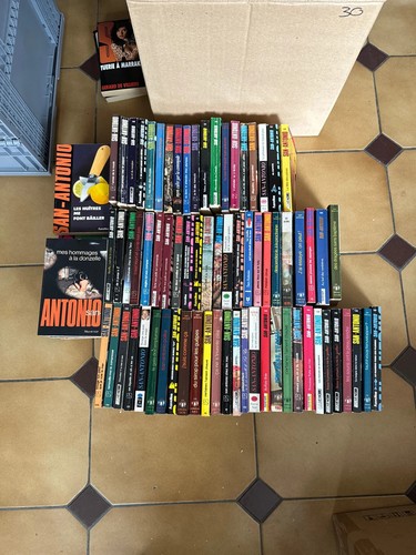 Lot livres san antonio - san,