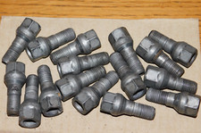 LOT 16 ECROU de ROUE jante 17MM