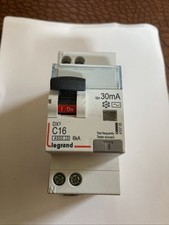 Legrand Dx3 C 16A 30mA-AC 6ka