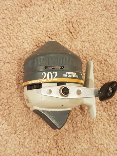 Vintage zebco 202 spincasting - vintage,