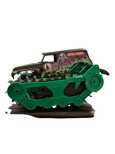 Monster jam grave digger - grave, trax