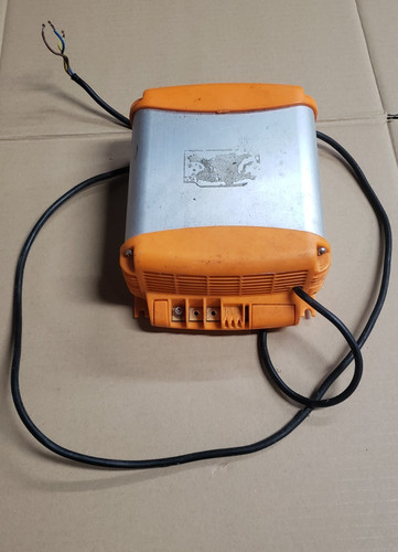 Chargeur batterie camping - chargeur,