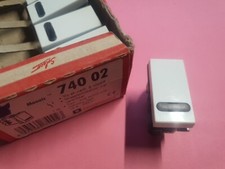 Legrand Ancien MOSAIC 74002 - Interrupteur Va et Vient à voyant (non fourni)