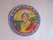 étiquette   de fromage camembert Femme avec châle Coopérative de Rians