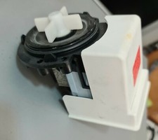 POMPE D'ÉVACUATION MACHINE À LAVER