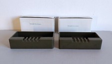 Ettore Sottsass pour Olivetti Synthesis 45 Italie vers 1970 - 2 Cendriers kakis