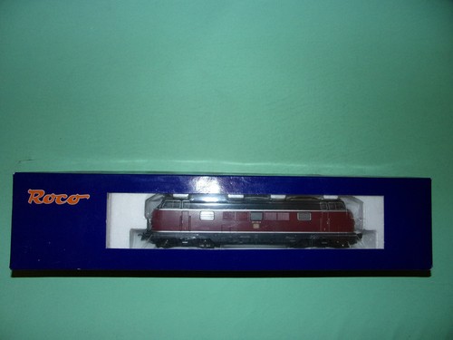 Roco locomotive diesel - locomotive, 221