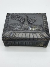 XA- Boîte ancienne Tour