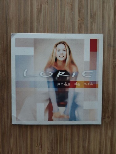 Pres moi lorie bon - lorie, |