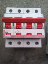 Interrupteur sectionneur modulaire LEGRAND 63A 400V~ TETRA  Ref 02377  4 poles