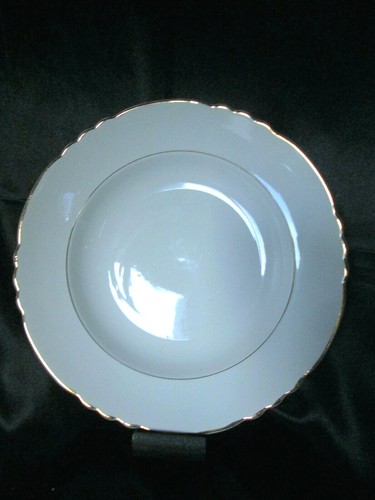 Lot assiettes faience - lot,