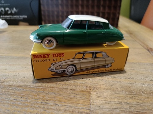 Dinky toys 24cp citroen ds - 24cp,